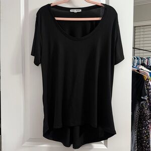 2X MORAL SOCIETY Black Women's Short Sleeve Top - Excellent Condition!